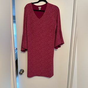 Beautiful Chicos dress with flare sleeves.